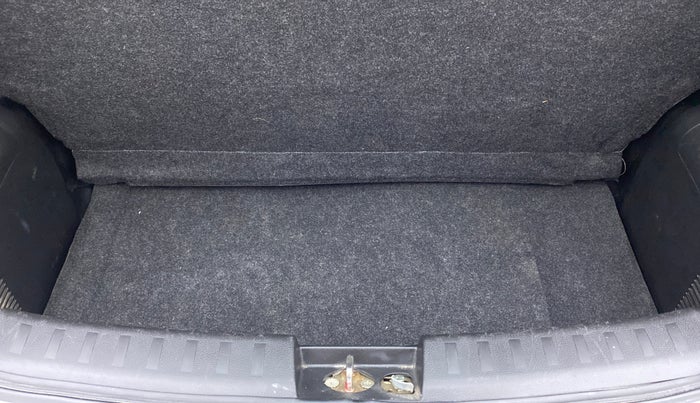 2013 Maruti Swift VXI D, Petrol, Manual, 82,061 km, Boot Inside
