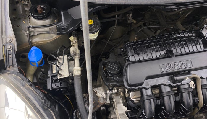 2016 Honda Amaze 1.2L I-VTEC VX, Petrol, Manual, 1,00,067 km, Engine View - Right
