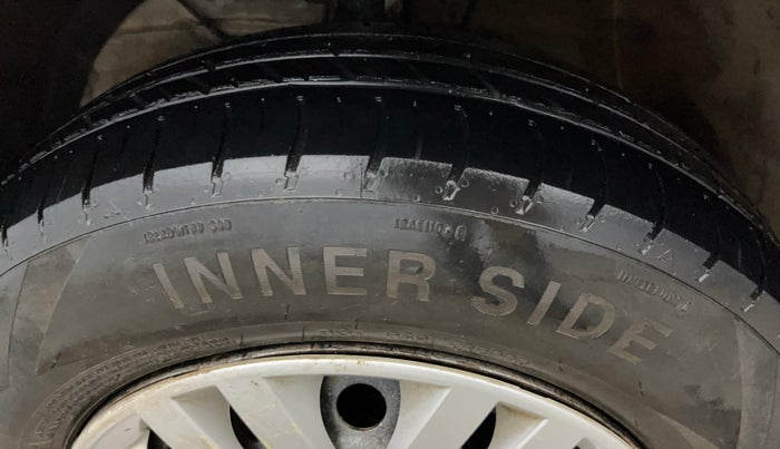 2017 Maruti Dzire VXI, Petrol, Manual, 36,254 km, Left Front Tyre Tread