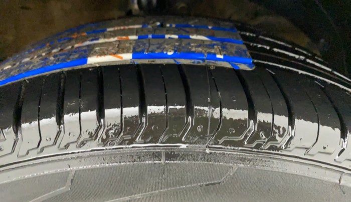 2018 Maruti Baleno ALPHA CVT PETROL 1.2, Petrol, Automatic, 44,902 km, Right Front Tyre Tread