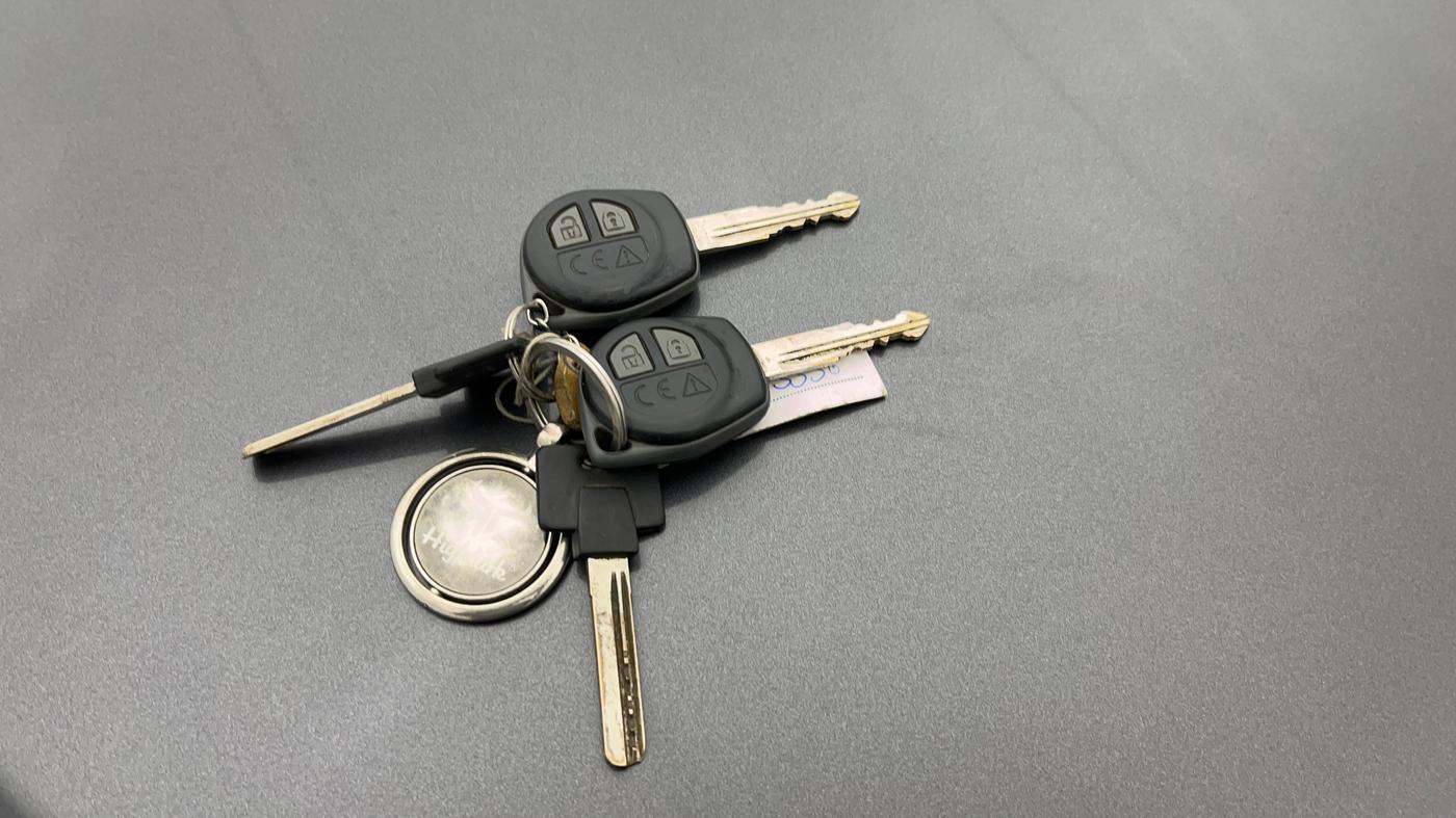 2018 Maruti Baleno DELTA PETROL 1.2, Petrol, Manual, 42,114 km, Key Close Up
