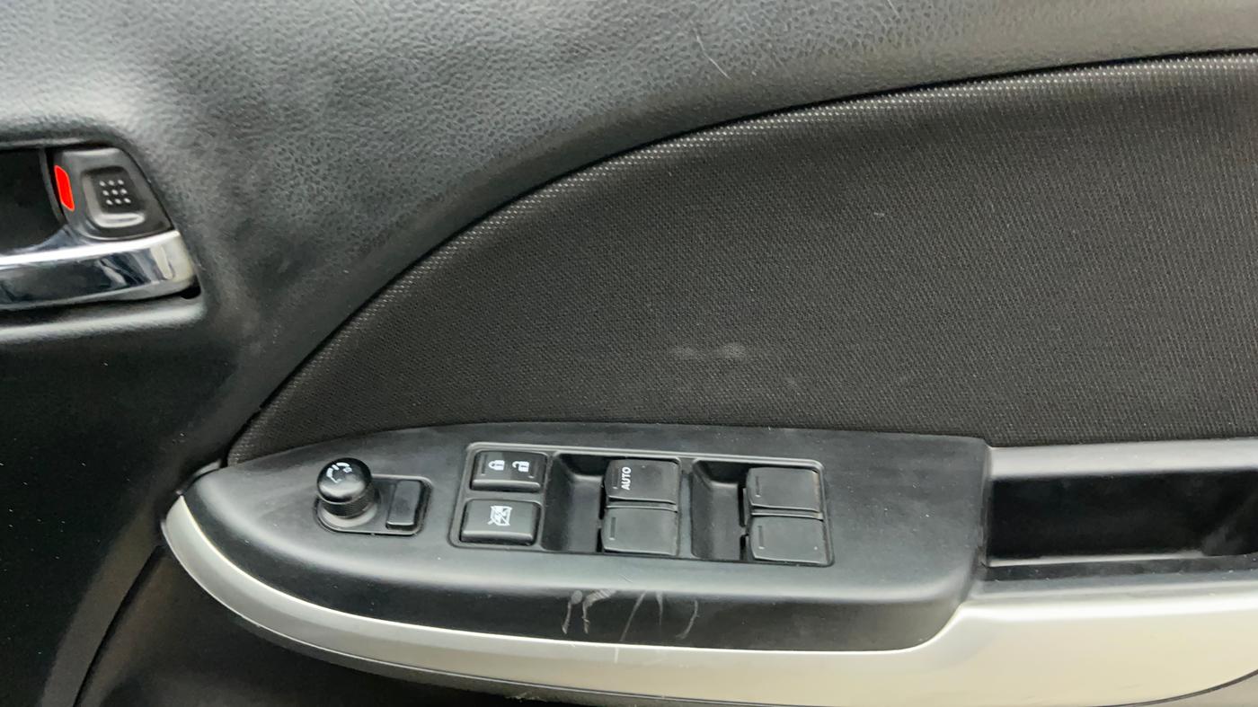 2018 Maruti Baleno DELTA PETROL 1.2, Petrol, Manual, 42,114 km, Driver Side Door Panels Control