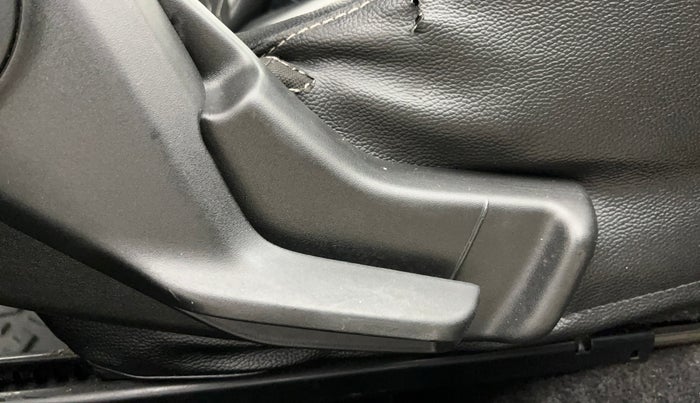 2018 Maruti Baleno DELTA PETROL 1.2, Petrol, Manual, 42,114 km, Driver Side Adjustment Panel