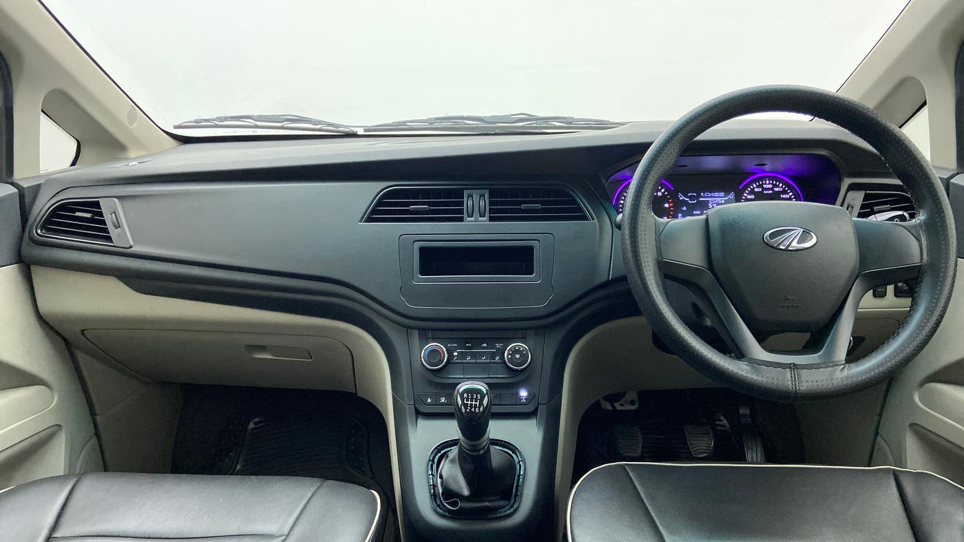 2021 Mahindra MARAZZO M2 7STR, Diesel, Manual, 36,237 km, Dashboard