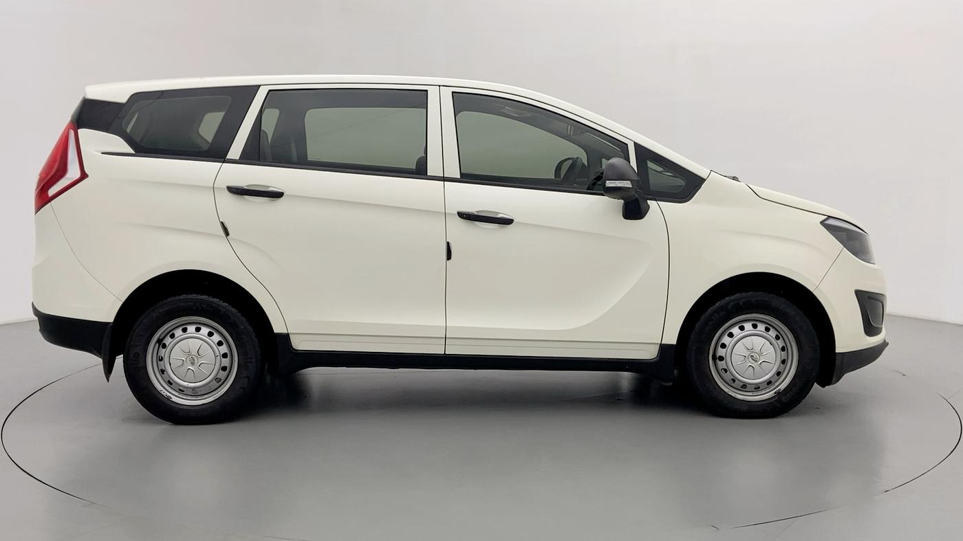2021 Mahindra MARAZZO M2 7STR, Diesel, Manual, 36,237 km, Right Side View