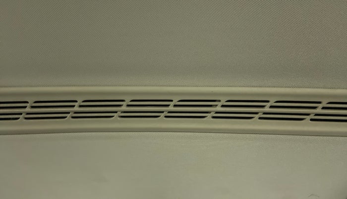 2021 Mahindra MARAZZO M2 7STR, Diesel, Manual, 36,237 km, Rear AC Vents