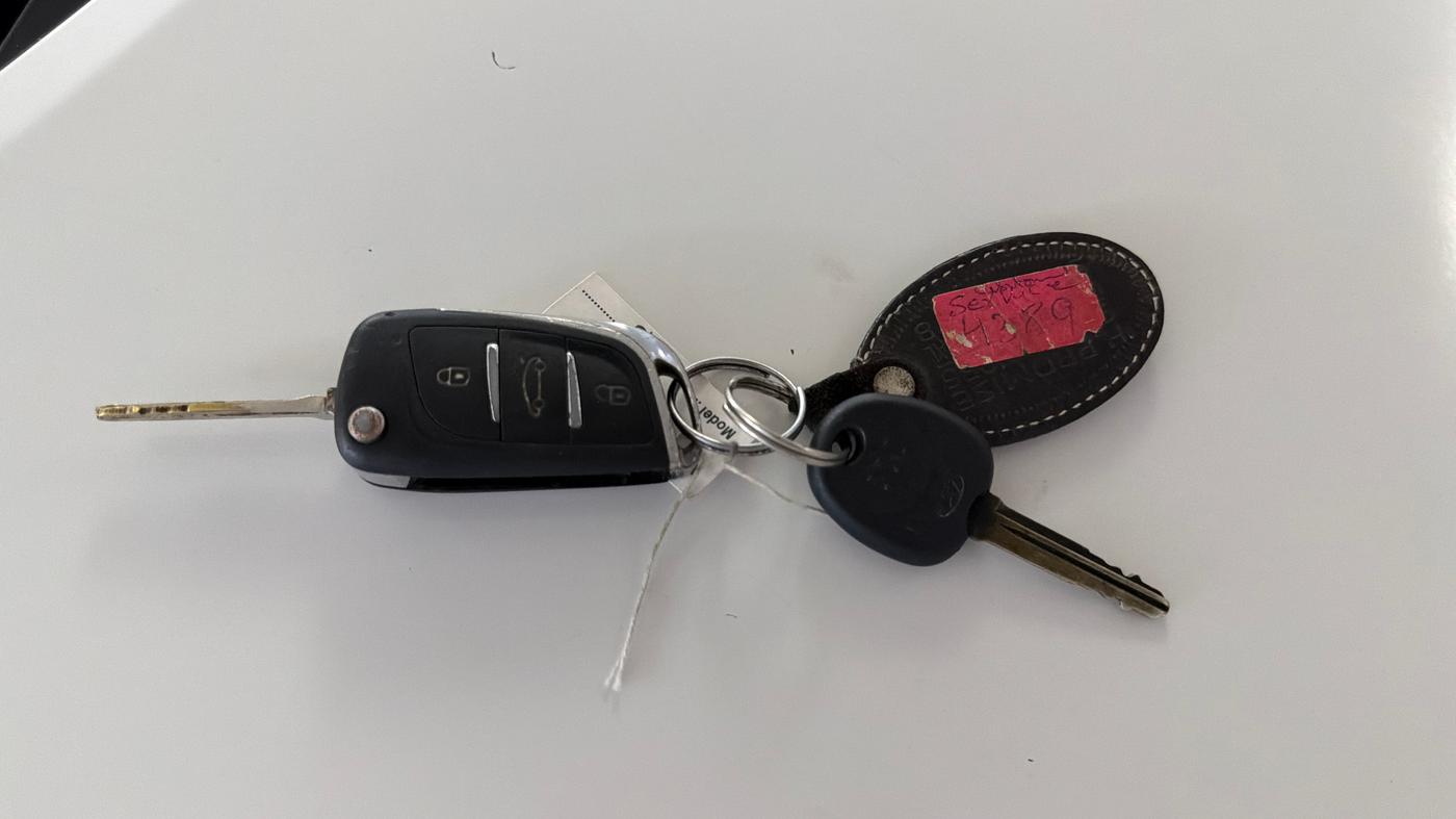 2018 Hyundai Grand i10 SPORTZ AT 1.2 KAPPA VTVT, Petrol, Automatic, 53,918 km, Key Close Up