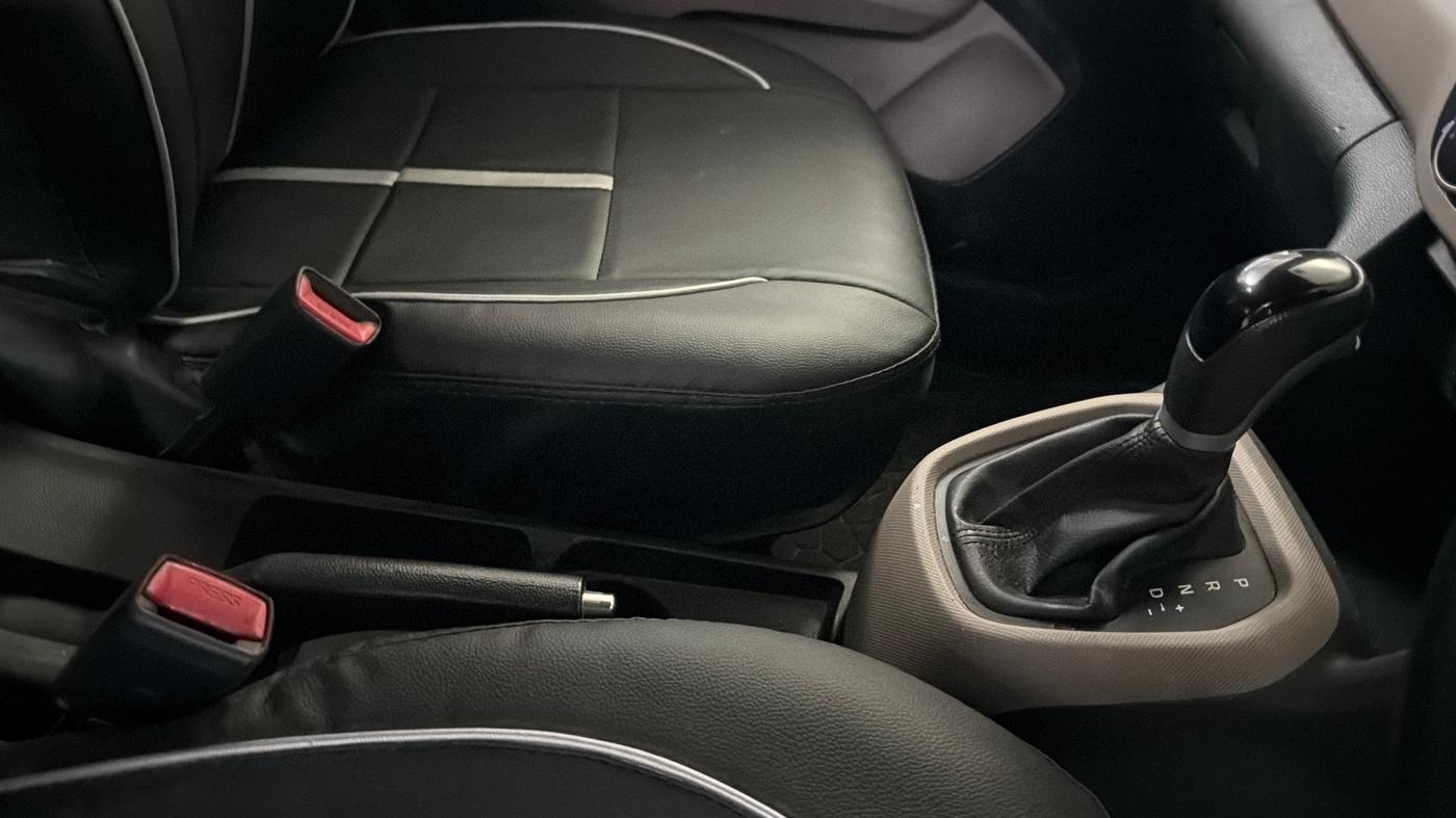 2018 Hyundai Grand i10 SPORTZ AT 1.2 KAPPA VTVT, Petrol, Automatic, 53,918 km, Gear Lever