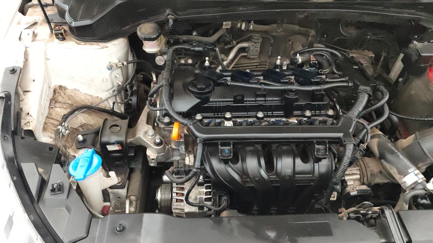 2021 Hyundai NEW I20 ASTA 1.2 MT, Petrol, Manual, 28,168 km, Engine View - Right