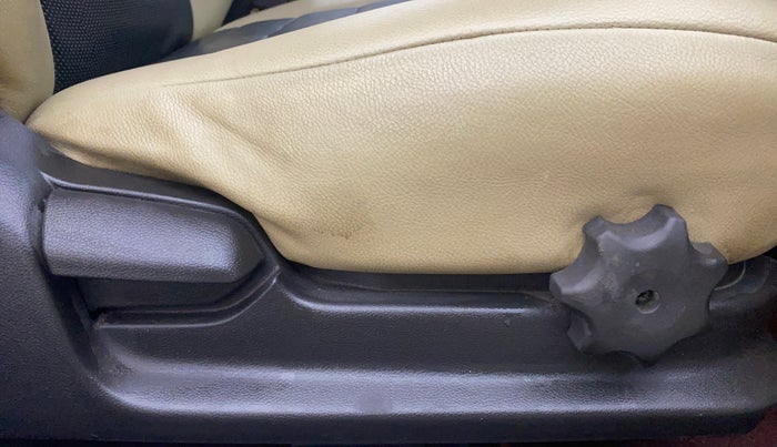 2014 Hyundai Verna FLUIDIC 1.6 CRDI SX, Diesel, Manual, 73,918 km, Driver Side Adjustment Panel