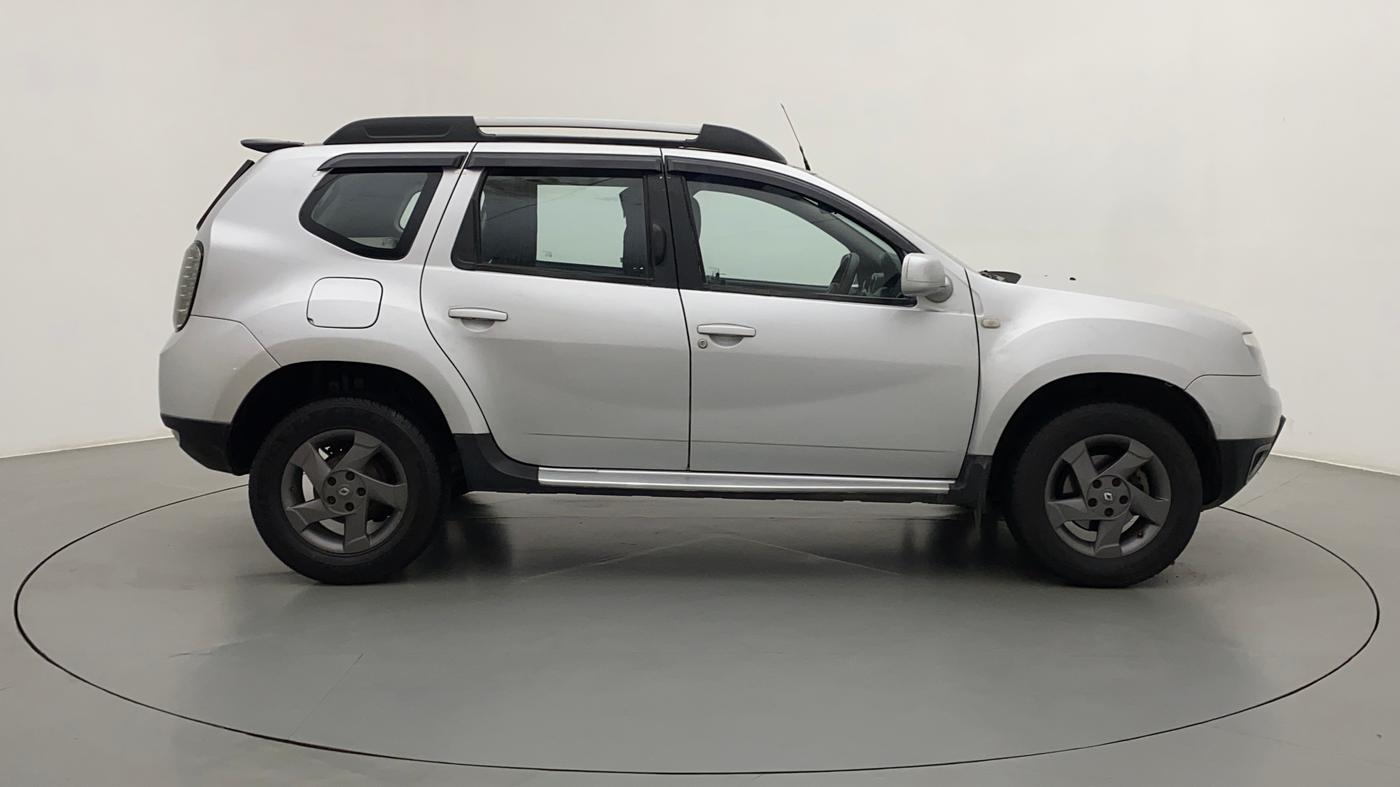 2015 Renault Duster 110 PS RXZ 4X4 MT DIESEL, Diesel, Manual, 70,490 km, Right Side