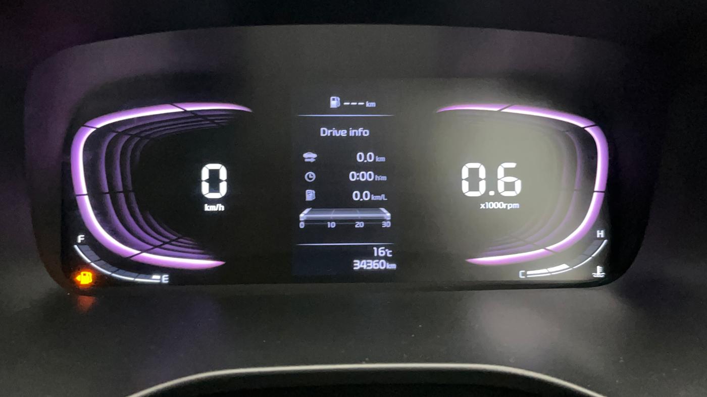 2022 KIA CARENS PRESTIGE 1.5 PETROL 7 STR, Petrol, Manual, 34,307 km, Odometer Image