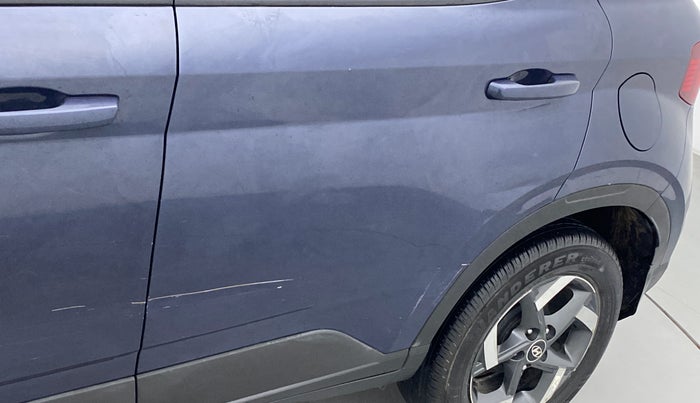 2021 Hyundai VENUE SX 1.5 CRDI, Diesel, Manual, 1,22,174 km, Rear left door - Minor scratches
