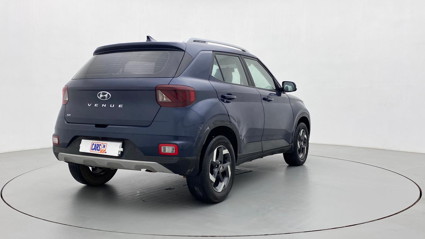2021 Hyundai VENUE SX 1.5 CRDI, Diesel, Manual, 1,22,174 km, Right Back Diagonal