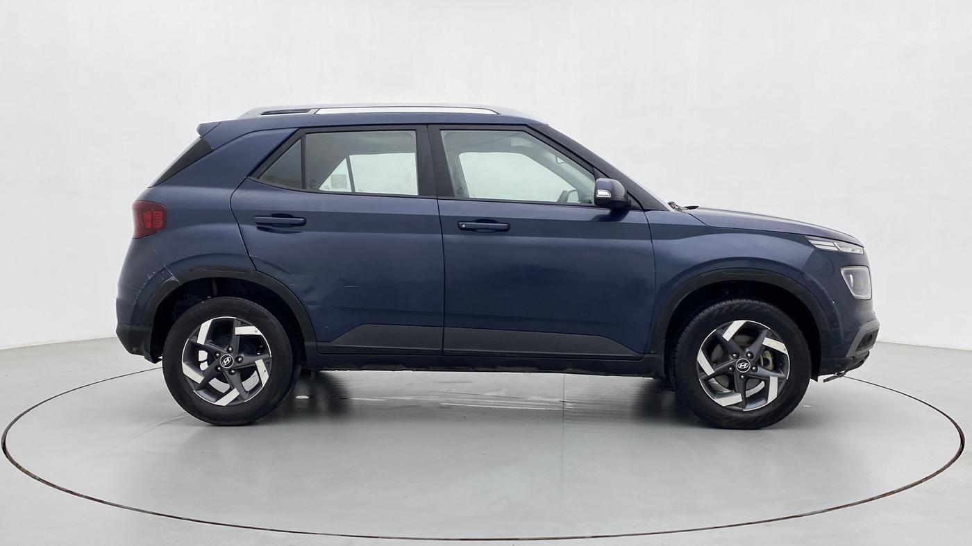 2021 Hyundai VENUE SX 1.5 CRDI, Diesel, Manual, 1,22,174 km, Right Side View