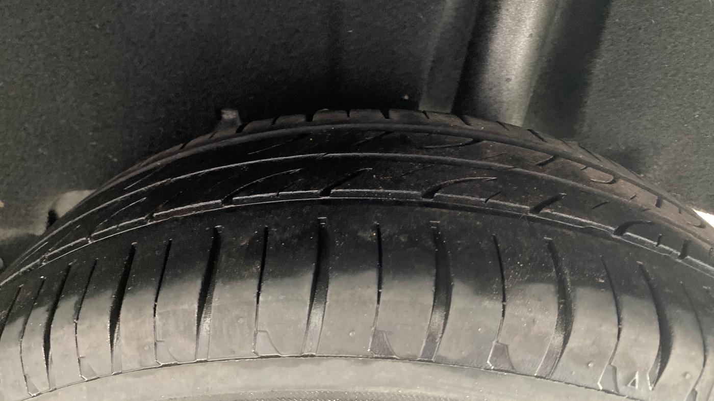 2021 Toyota Glanza G, Petrol, Manual, 75,777 km, Left Rear Tyre Tread