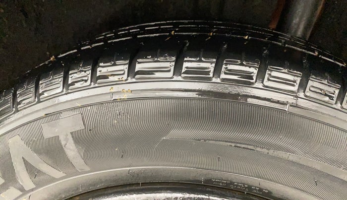 2018 Maruti Vitara Brezza VDI, Diesel, Manual, 72,249 km, Left Rear Tyre Tread