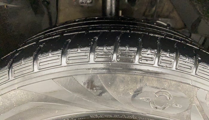 2018 Maruti Vitara Brezza VDI, Diesel, Manual, 72,249 km, Right Front Tyre Tread
