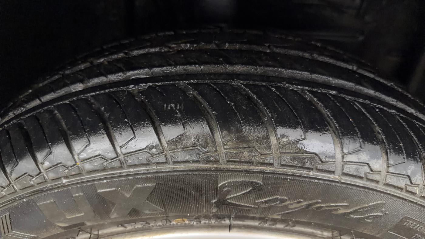 2018 Toyota YARIS V CVT, Petrol, Automatic, 53,045 km, Right Front Tyre Tread