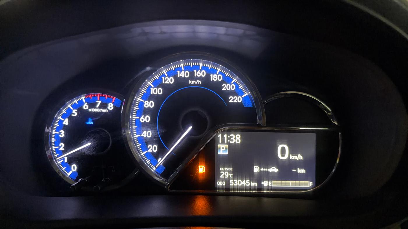 2018 Toyota YARIS V CVT, Petrol, Automatic, 53,045 km, Odometer Image