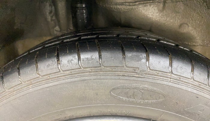 2017 Honda WR-V 1.2L I-VTEC S MT, Petrol, Manual, 45,779 km, Right Rear Tyre Tread