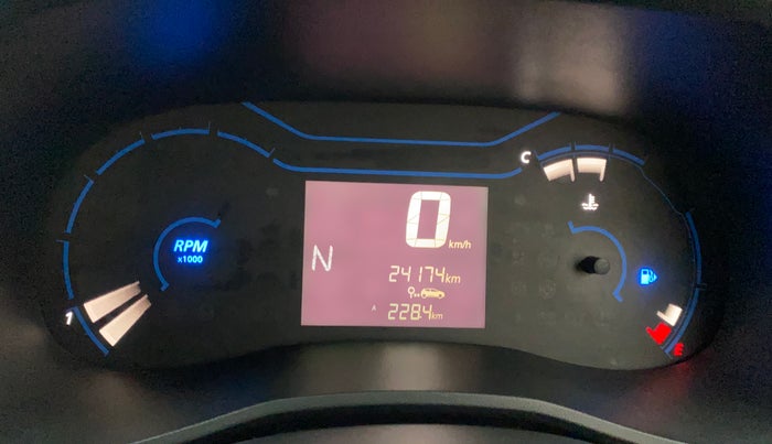 2020 Renault Kwid RXT 1.0 AMT (O), Petrol, Automatic, 24,141 km, Odometer Image