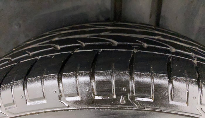 2020 MG HECTOR SHARP 1.5 DCT PETROL, Petrol, Automatic, 75,186 km, Left Rear Tyre Tread