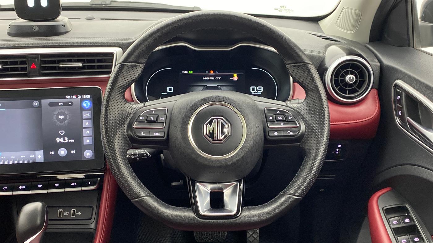 2021 MG ASTOR SAVVY 1.3 TURBO AT S RED, Petrol, Manual, 8,322 km, Steering Wheel Close Up
