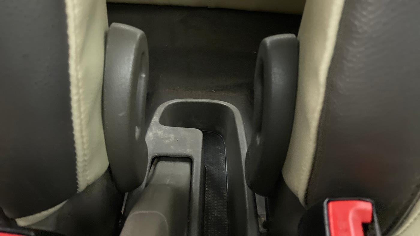 2013 Hyundai i10 MAGNA 1.1, Petrol, Manual, 97,740 km, Driver Side Adjustment Panel
