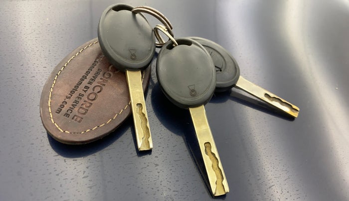 2019 Tata TIGOR XM (O) PETROL, Petrol, Manual, 39,648 km, Key Close Up