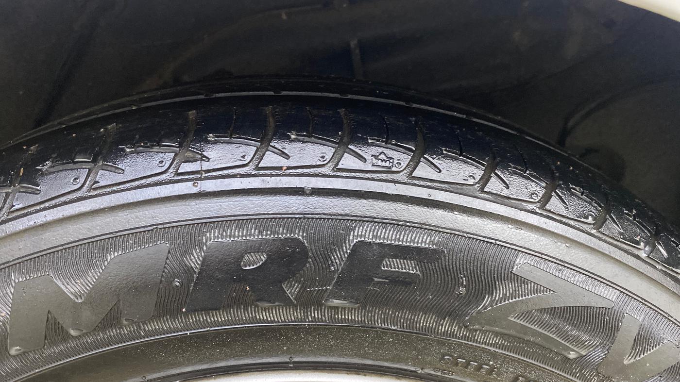 2015 Hyundai Verna FLUIDIC 4S 1.6 VTVT S(O), CNG, Manual, 46,565 km, Left Rear Tyre Tread