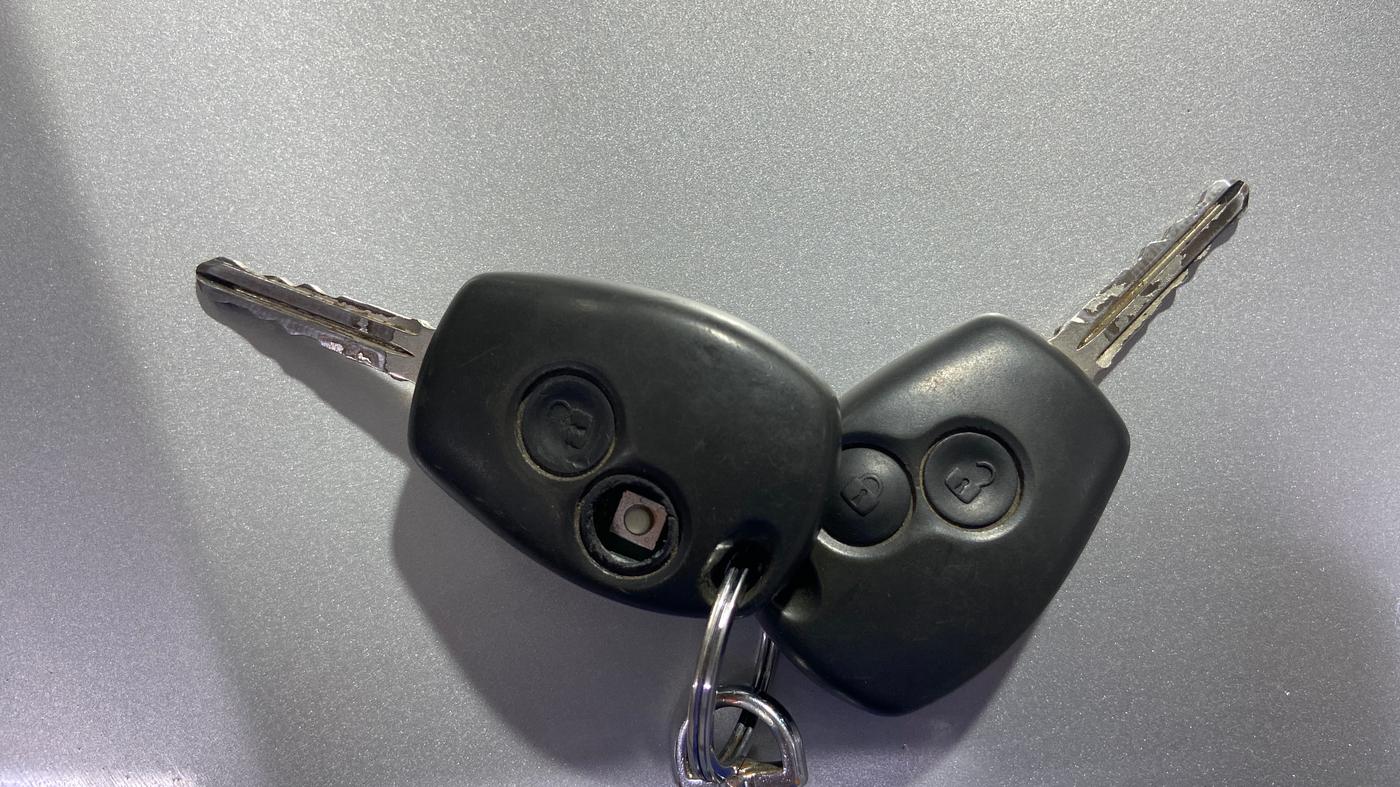 2020 Nissan Kicks XV 1.5, Petrol, Manual, 53,425 km, Key Close Up