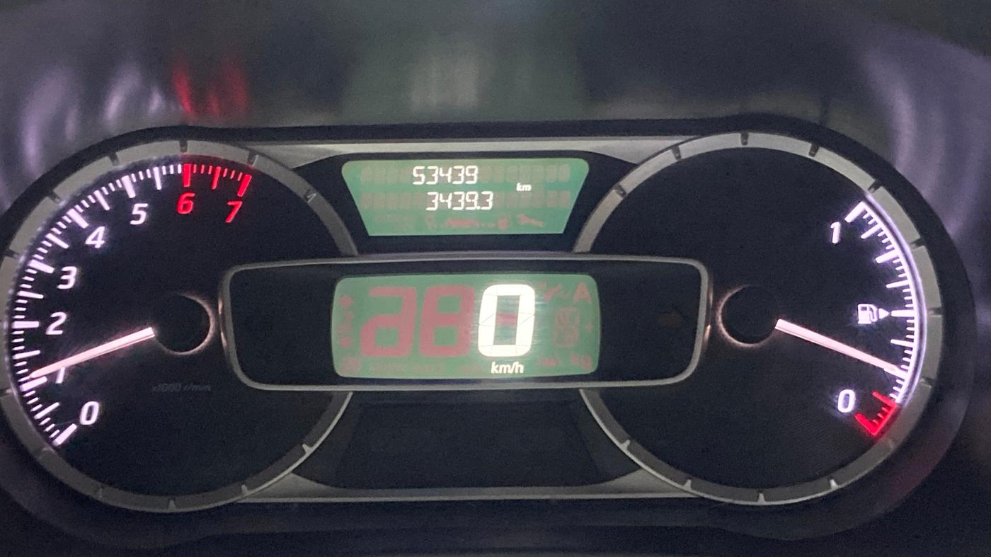 2020 Nissan Kicks XV 1.5, Petrol, Manual, 53,425 km, Odometer Image