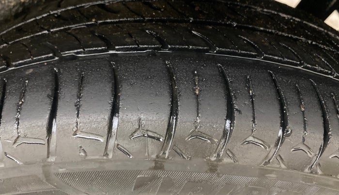 2018 Maruti Wagon R 1.0 VXI AMT, Petrol, Automatic, 91,779 km, Left Rear Tyre Tread