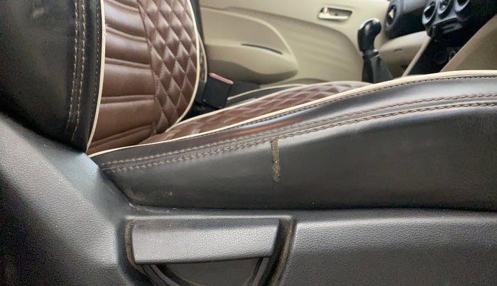 2019 Hyundai NEW SANTRO SPORTZ CNG, CNG, Manual, 91,203 km, Driver Side Adjustment Panel