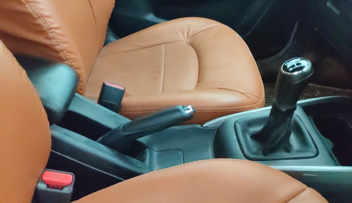 2022 Maruti Baleno ALPHA PETROL 1.2, Petrol, Manual, 68,045 km, Gear Lever