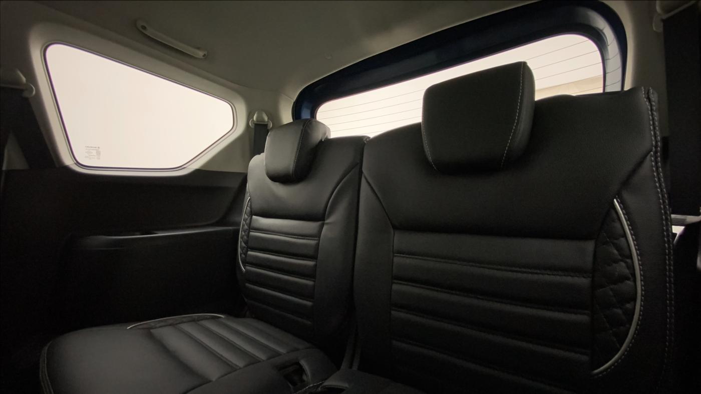 2020 Maruti XL6 ALPHA SHVS  MT, Petrol, Manual, 43,501 km, Third Seat Row ( optional )