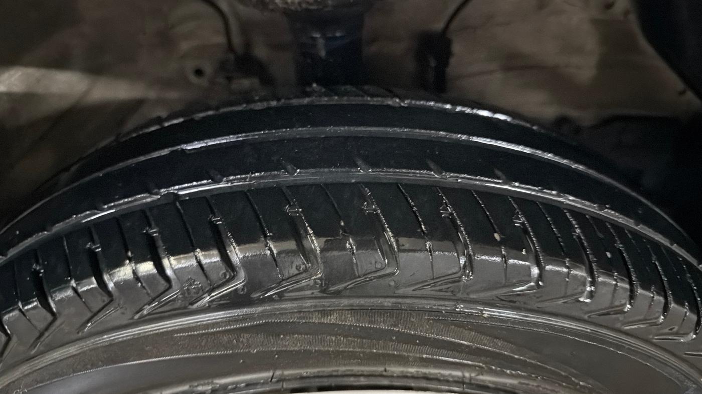 2023 Maruti Alto K10 VXI, Petrol, Manual, 33,444 km, Right Front Tyre Tread