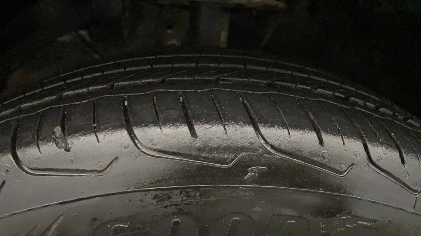 2024 Maruti FRONX DELTA PLUS 1.2L AGS, Petrol, Automatic, 28,137 km, Left Front Tyre Tread
