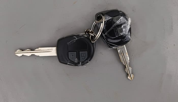 2016 Maruti Swift Dzire VXI, Petrol, Manual, 66,299 km, Key Close Up