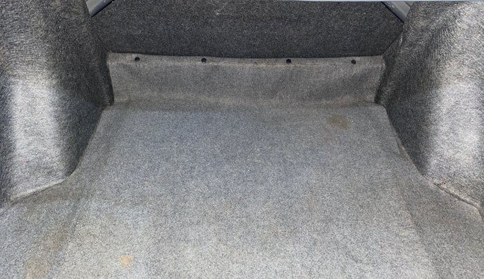 2017 Honda City 1.5L I-VTEC V MT, Petrol, Manual, 1,27,508 km, Boot Inside