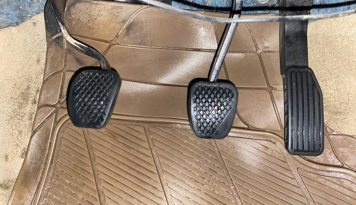 2017 Honda City 1.5L I-VTEC V MT, Petrol, Manual, 1,27,508 km, Pedals