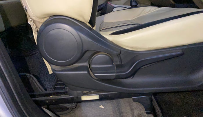 2018 Honda Amaze 1.2L I-VTEC S, Petrol, Manual, 90,647 km, Driver Side Adjustment Panel