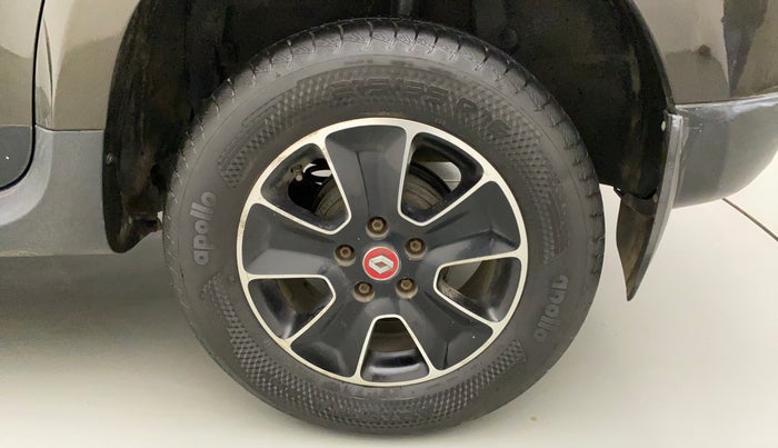 2017 Renault Duster RXS CVT, Petrol, Automatic, 68,741 km, Left Rear Wheel