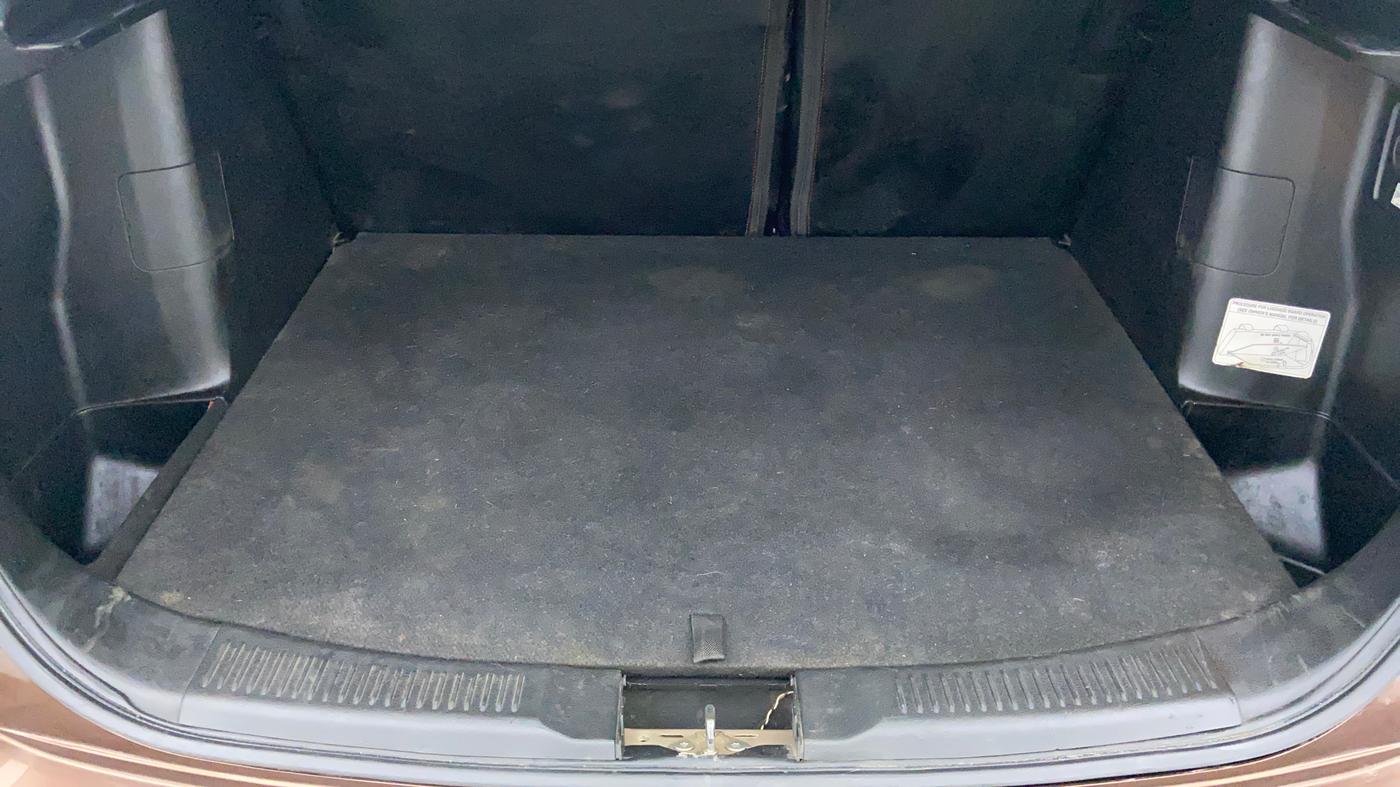 2018 Maruti S Cross ZETA 1.3, Diesel, Manual, 77,154 km, Boot Inside
