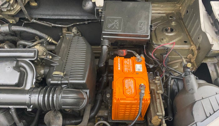 2017 Renault Kwid RXL 1.0 AMT, Petrol, Automatic, 46,620 km, Engine View - Left