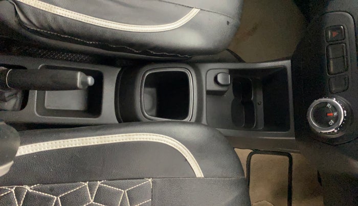 2017 Renault Kwid RXL 1.0 AMT, Petrol, Automatic, 46,620 km, Gear Lever