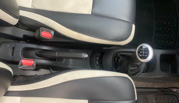 2012 Maruti Wagon R 1.0 VXI, Petrol, Manual, 63,573 km, Gear Lever