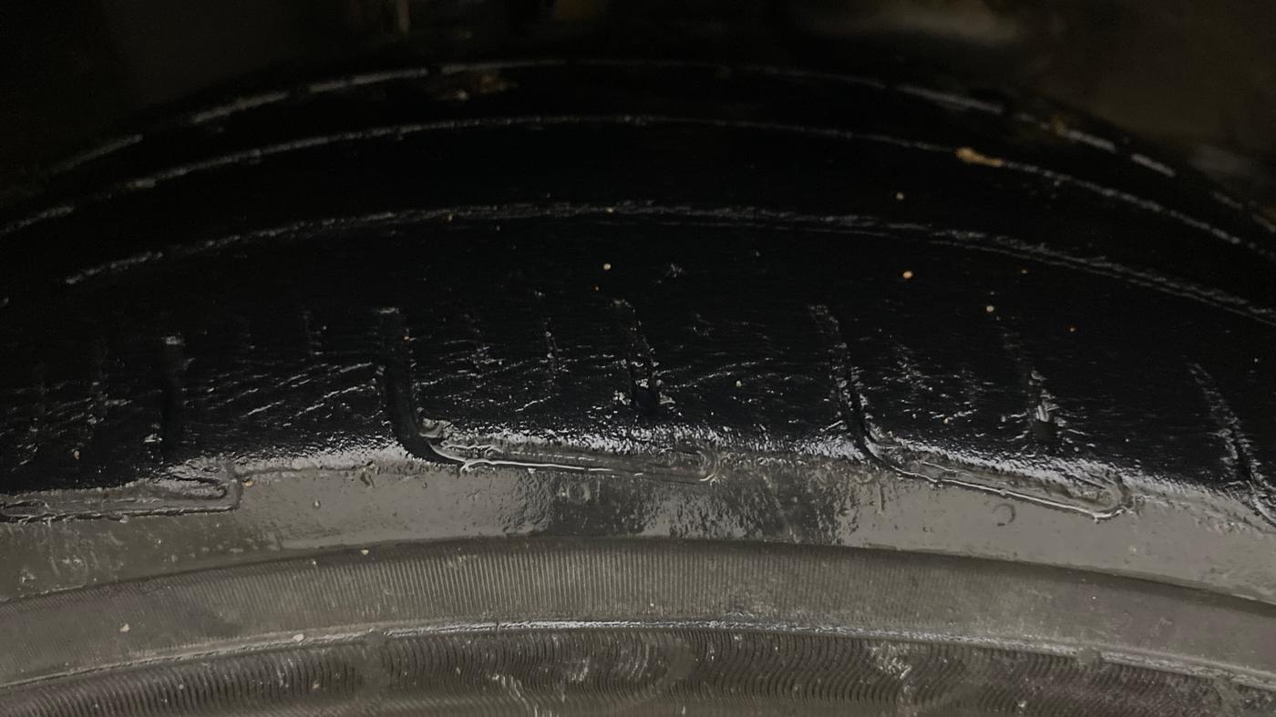 2015 Maruti Wagon R 1.0 VXI, Petrol, Manual, 1,18,289 km, Right Front Tyre Tread