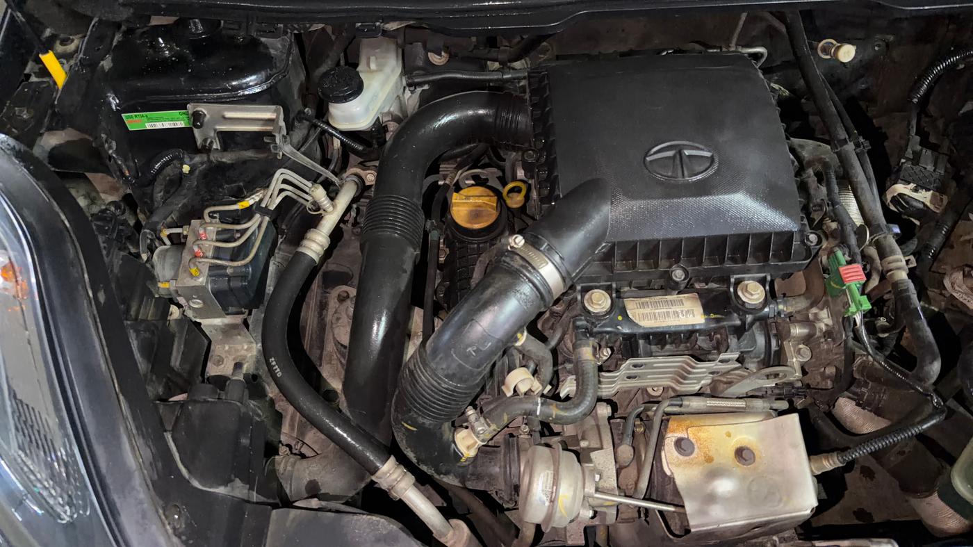 2019 Tata NEXON KRAZ MT PETROL, Petrol, Manual, 49,510 km, Engine View - Right